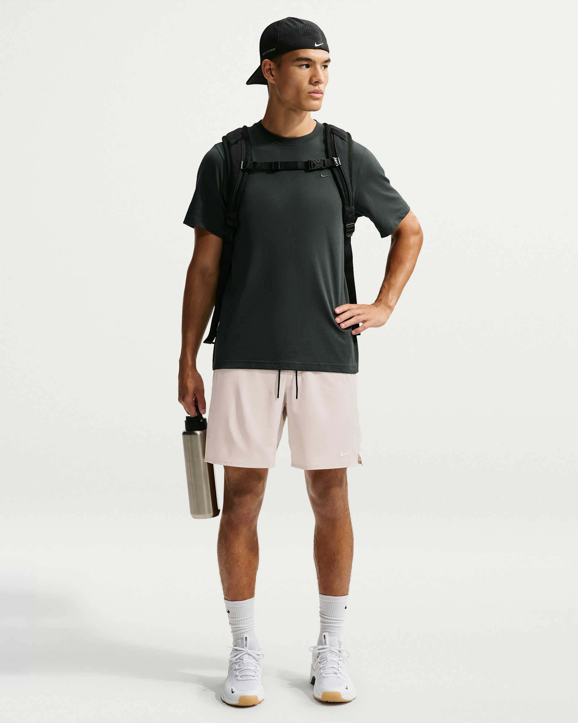 NIKE公式】ナイキ アンリミテッド メンズ Dri-FIT 18cm バーサタイル